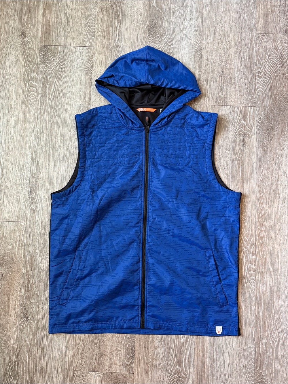 Cutter & Buck Blue Hooded Quilted Men's light weight golf Vest large outdoors